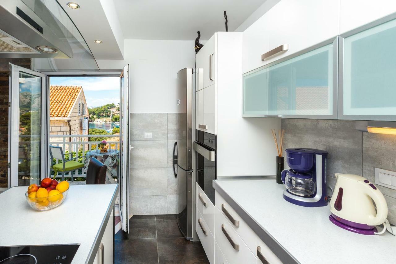 Luxury Apartment Antonija-Old Town ツァヴタット エクステリア 写真
